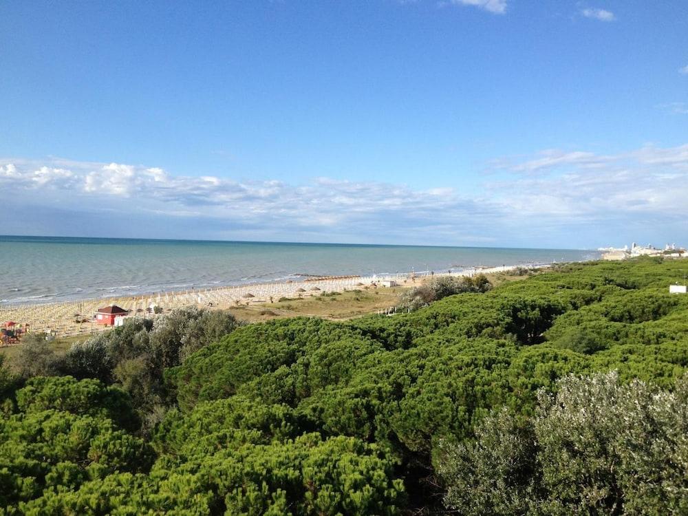 Hotel Beau Rivage Pineta Lido di Jesolo Ngoại thất bức ảnh