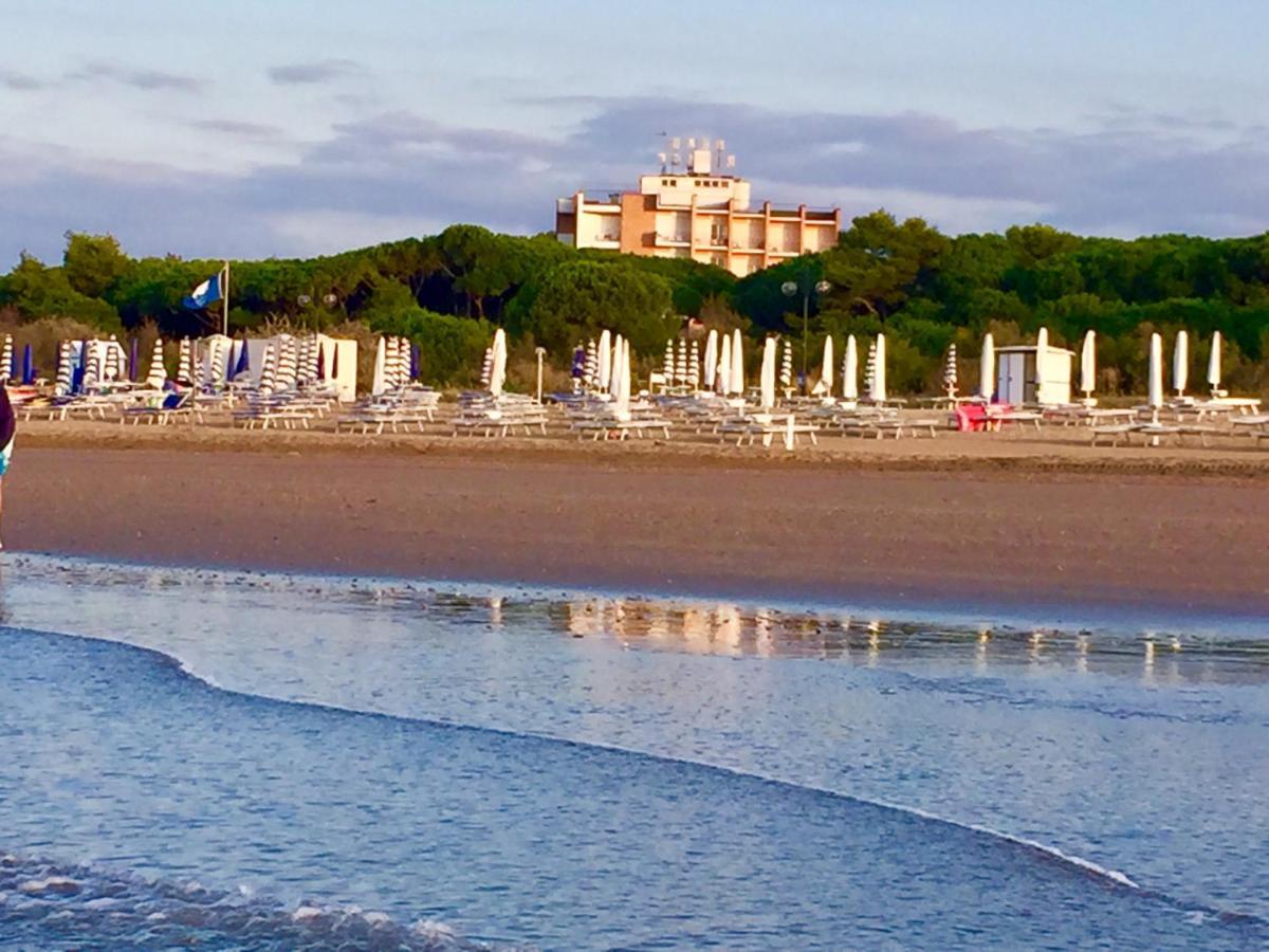 Hotel Beau Rivage Pineta Lido di Jesolo Ngoại thất bức ảnh
