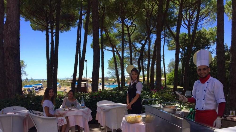Hotel Beau Rivage Pineta Lido di Jesolo Ngoại thất bức ảnh