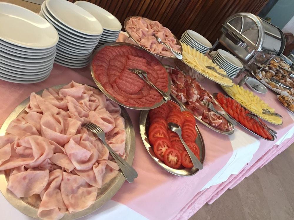 Hotel Beau Rivage Pineta Lido di Jesolo Ngoại thất bức ảnh