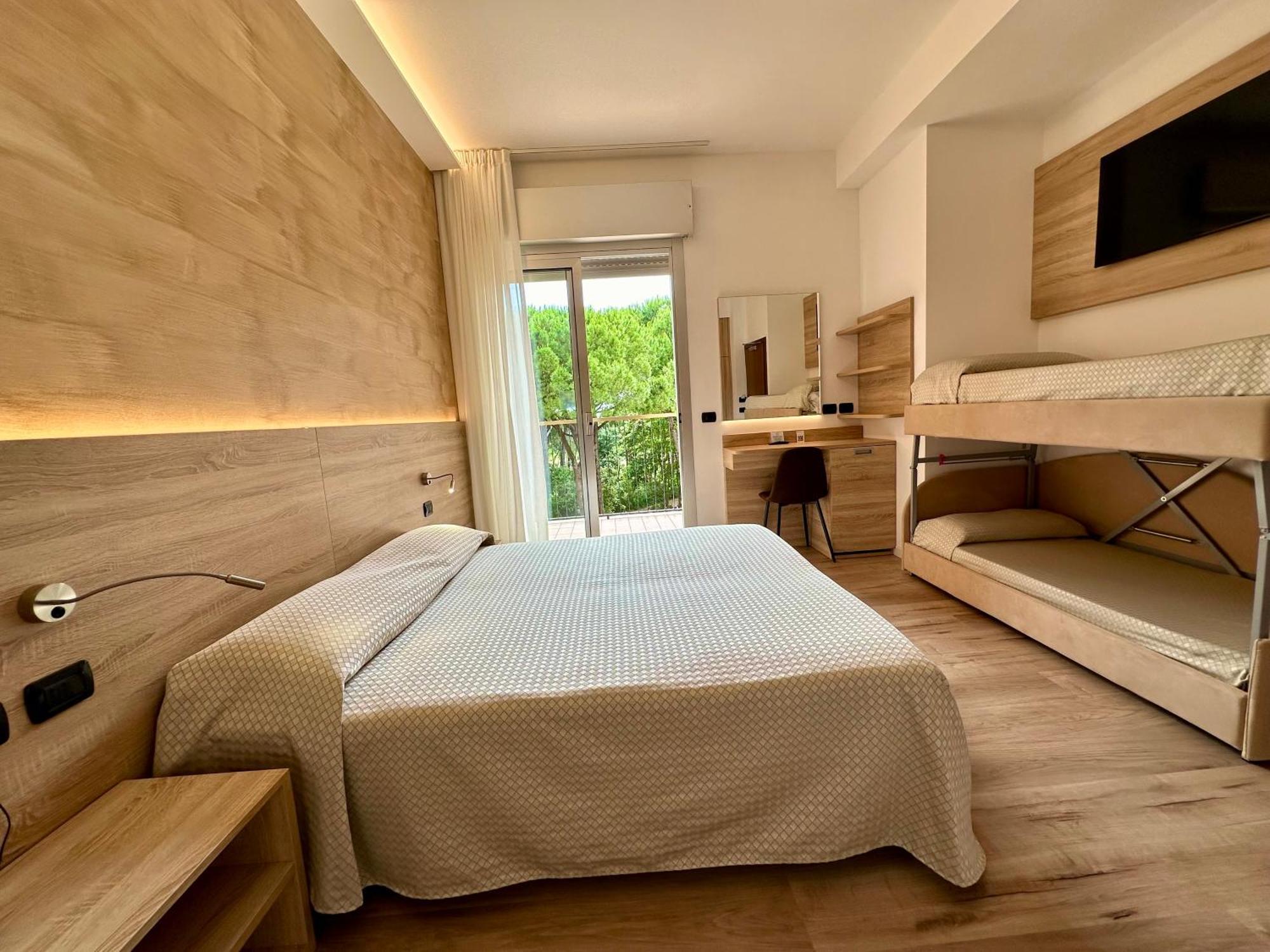 Hotel Beau Rivage Pineta Lido di Jesolo Ngoại thất bức ảnh