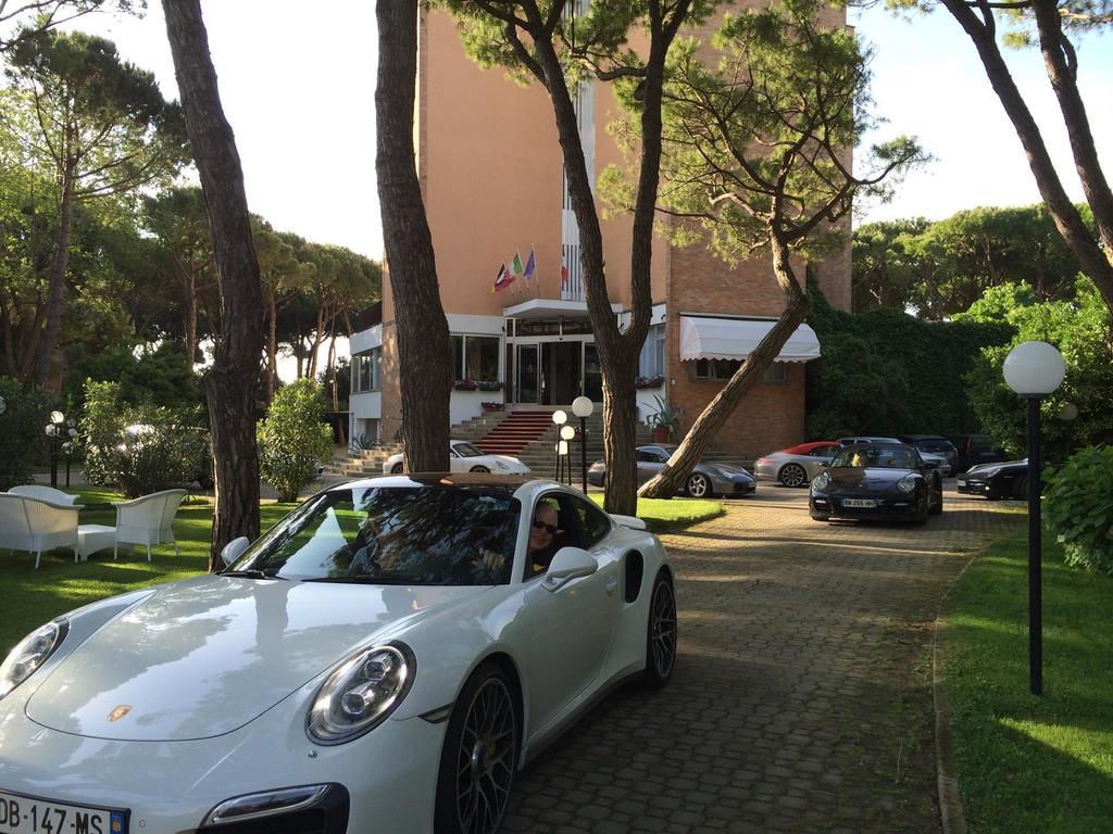 Hotel Beau Rivage Pineta Lido di Jesolo Ngoại thất bức ảnh