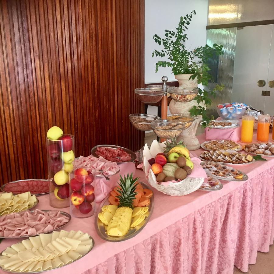 Hotel Beau Rivage Pineta Lido di Jesolo Ngoại thất bức ảnh